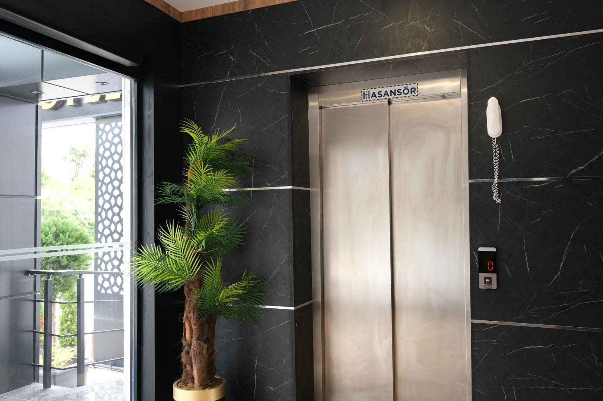 The Marine Hotel Trabzon Zewnętrze zdjęcie